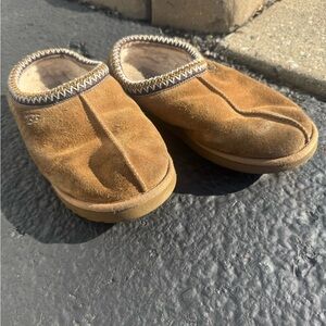 Ugg Tasman